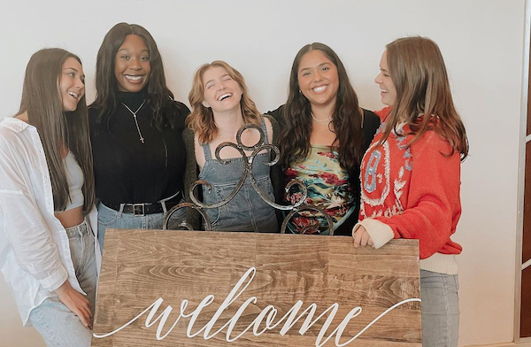 image of Kappa Delta students